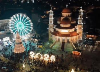 “Travel and Tour World”: Korça, destinacioni dimëror që magjeps turistët e huaj me atmosferën festive