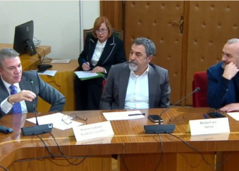 Kodi i ri Zgjedhor/ PS dhe PD miratojnë me konsensus programin e punës së Komisionit të Reformës