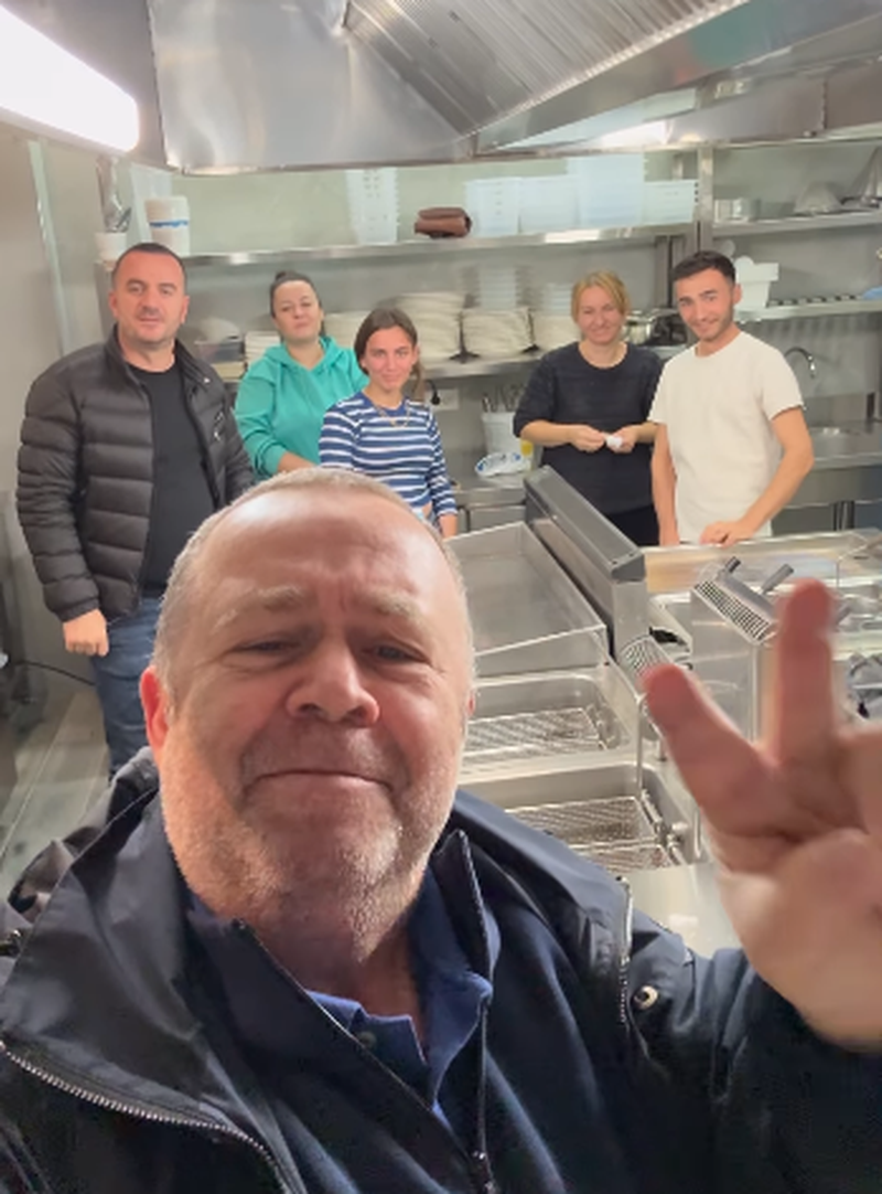  Nesër kam sebep   Gjergj Luca  Ervin Salianji dhe Ilir Alimehmeti të ftuar specialë  VIDEO 