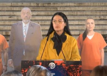 Deputetja Luku: Atentatet, tregues i bashkëpunimit mes shtetit dhe bandave!