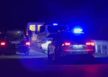 EMRI-Aksidenti tragjik në Maliq, makina përplas për vdekje këmbësorin/ Drejtuesi, punonjës policie(DETAJET)