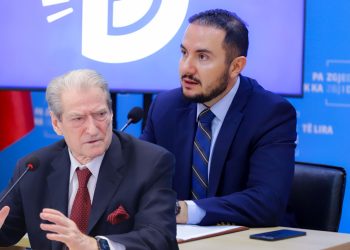“Salianji pa kartë morale”, Ibsen Elezi: PD është kthyer në pronë personale të Berishës