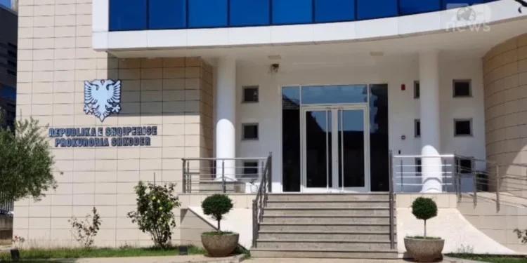 Morën paratë dhe u zhdukën pasi premtuan makina me qira online/ Prokuroria e Shkodrës dërgon në gjyq katër persona (EMRAT)