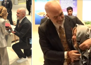 Kryeministrja Meloni nxjerr në ankand dhuratat e liderëve të huaj, përfshirë shallin e Edi Ramës