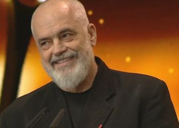 Edi Rama në ‘Topi i Artë 2025’: Fanella e Kombëtares, privilegji që bashkon shqiptarët!