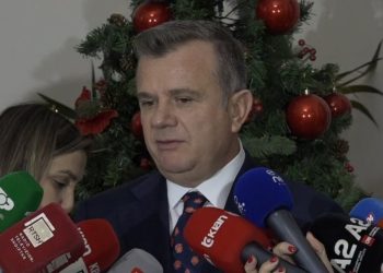 “Bojkoti i PD është vendim emocional”, Balla: Demokratët t’i kthehen punës pas gjelit e bakllavasë