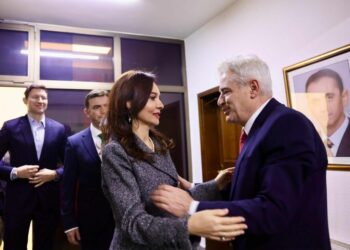 Spiropali takohet me Ahmetin në Tetovë: Mbështetim angazhimin konstruktiv të politikës shqiptare