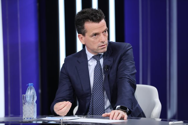 Shehaj ngre alarmin për AKSHI n  Pronat tona janë në rrezik  SPAK po heton ndërhyrjet e bandave në Kadastër