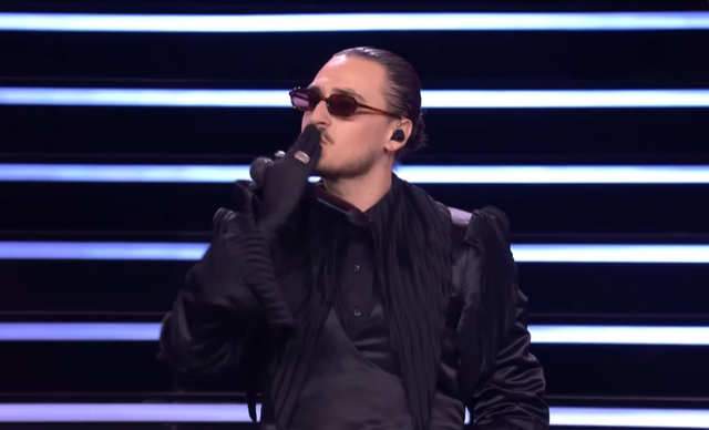 Këngë e kopjuar  Këngëtari  Mund të jetë sulm i organizuar nga kundërshtarët