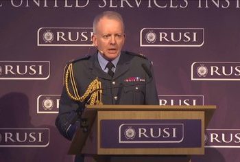 Anglia përgatitet për luftën me Rusinë: “Situata më e rrezikshme se kurrë”