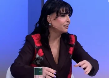 “Për 3 muaj nuk këndoja dot, ishte dhimbje e madhe”/ Aurela Gaçe rrëfen momentin e vështirë: Kisha ankth, nuk flija as gjumë