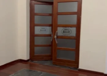 Imuniteti i Ballukut/ Deputetët e opozitës kërkuan mbledhje të Këshillit të Mandateve, Bylykbashi: Na u mbyll dera e sallës