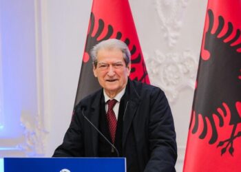 “Rama nuk ka legjitimitet..”/ Berisha: T’i përzëmë nga pushteti, kemi të drejtën e ligjit dhe Zotit të përballemi me ta