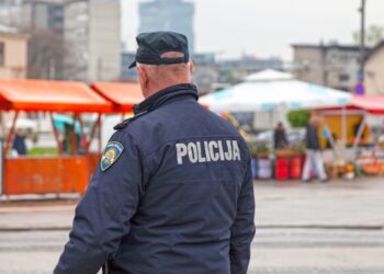 Dënohet me 50 vjet burg 20 vjeçari/ Vrau me thikë një nxënës dhe plagosi tre të tjerë bashkë me një mësuese