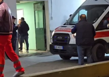 45-vjeçari ka marrë plagë në gjoks dhe bark/ Zbardhen detaje nga plagosja me thikë në Durrës (EMRI)