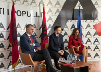 Merr zyrtarisht detyrën si Avokat i Popullit, Endrit Shabani prezantohet në krye të institucionit