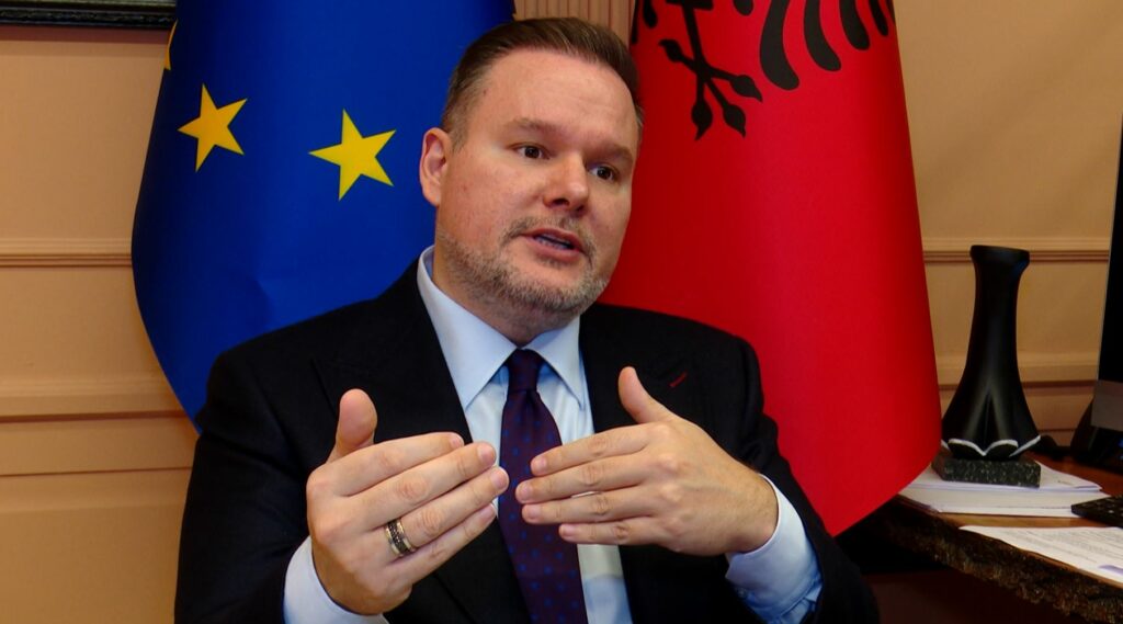 Akademia e Pushtetit Vendor nis në janar  Demo  Trajnim stafeve për thithjen e fondeve të BE së