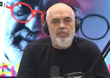 Kushtetuesja riktheu në detyrë Ballukun, reagon Rama: U eliminua një precedent unik në botë