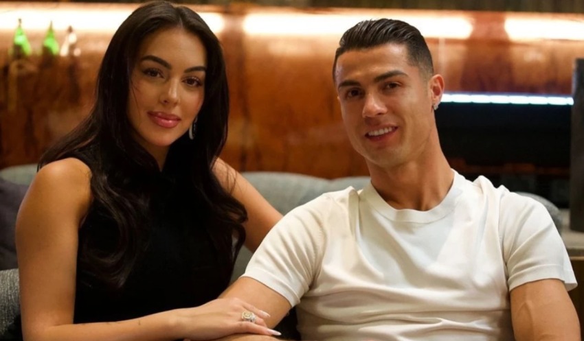  Unaza 3 milionë dollarë  minimumi që mund të bënte Ronaldo   Georgina Rodriguez  Prita 10 vjet për t u martuar 