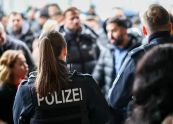 “Vjedhje si në filma”/ Grabiten 30 milionë euro dhe mijëra bizhuteri ari në një bankë! Zbulohet skema që ndoqën hajdutët dhe..