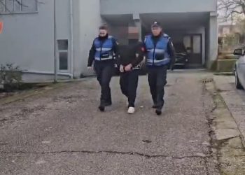 Fajde me burime kriminale në “Exchange”, në pranga 3 anëtarët e një fisi nga Lazarati, në kërkim një i katërt! Sekuestrohen..  