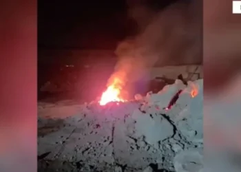 Hetimi për ndotjen në Metalurgjik/ “U ushtrua arrestim i paligjshëm”, Gjykata e Elbasanit liron 16 personat e vënë në pranga