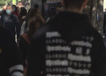 Të prekurit me HIV në Shqipëri, 125 raste të reja/ Më shumë meshkuj të diagnostikuar, shkak edhe kontaktet seksuale brenda gjinisë