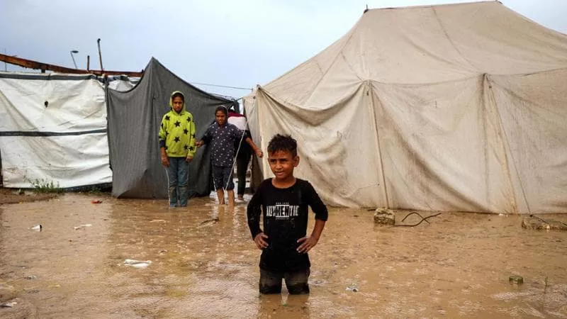 Gaza përballet me stuhinë  Byron   mijëra familje në rrezik nga përmbytjet dhe mungesa e ndihmave
