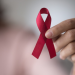 Kriza e fshehtë: Mbi gjysma e rasteve me HIV në Evropë zbulohen shumë vonë!