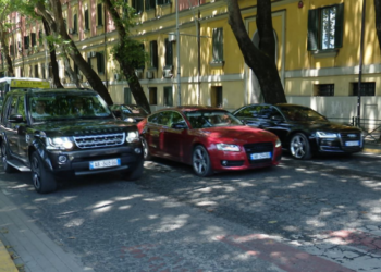 Hyjnë në fuqi çmimet e reja të referencës për zhdoganimin e automjeteve të përdorura