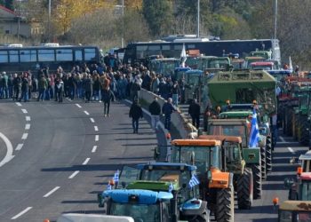 Tre orë protestë, bllokohet aksi rrugor Kakavijë-Janinë