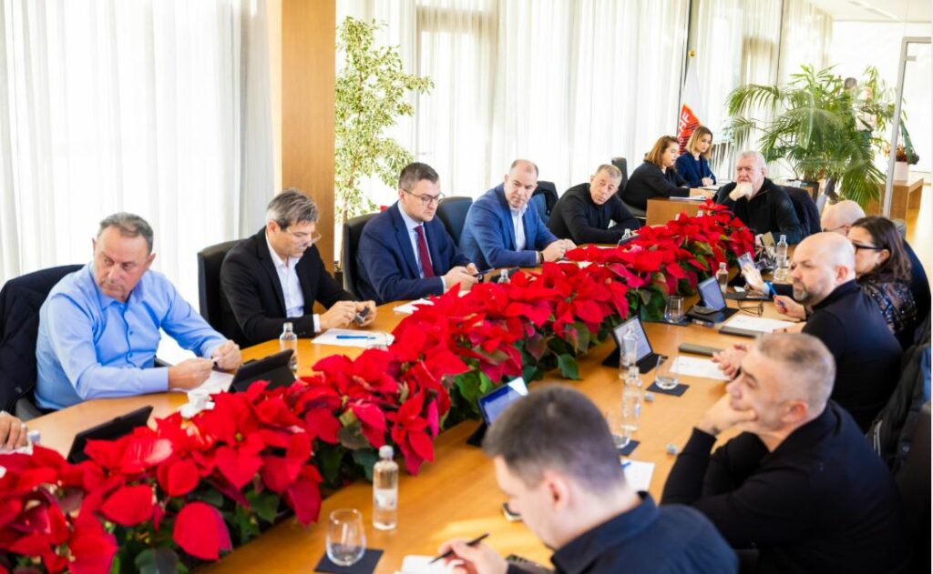 Mbështetje financiare për klubet  Komiteti Ekzekutiv miraton fondin 3 milionë euro