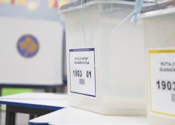 Zgjedhjet në Kosovë, ja sa është pjesëmarrja deri në orën 15:00 sipas të dhënave nga Komisioni Qendror i Zgjedhjeve