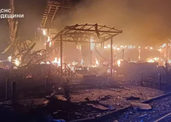 Lufta nuk ndalet edhe në Krishtlindje, Ukraina dhe Rusia kryejnë sulme në territorin e njëra-tjetrës