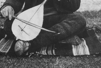 Lahuta shqiptare apo gusla serbe? Studiuesja që përgatiti dosjen: UNESCO nuk certifikon pronësi apo vjetërsi