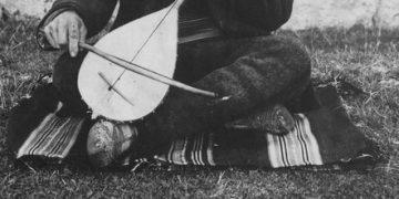 Lahuta shqiptare apo gusla serbe? Studiuesja që përgatiti dosjen: UNESCO nuk certifikon pronësi apo vjetërsi