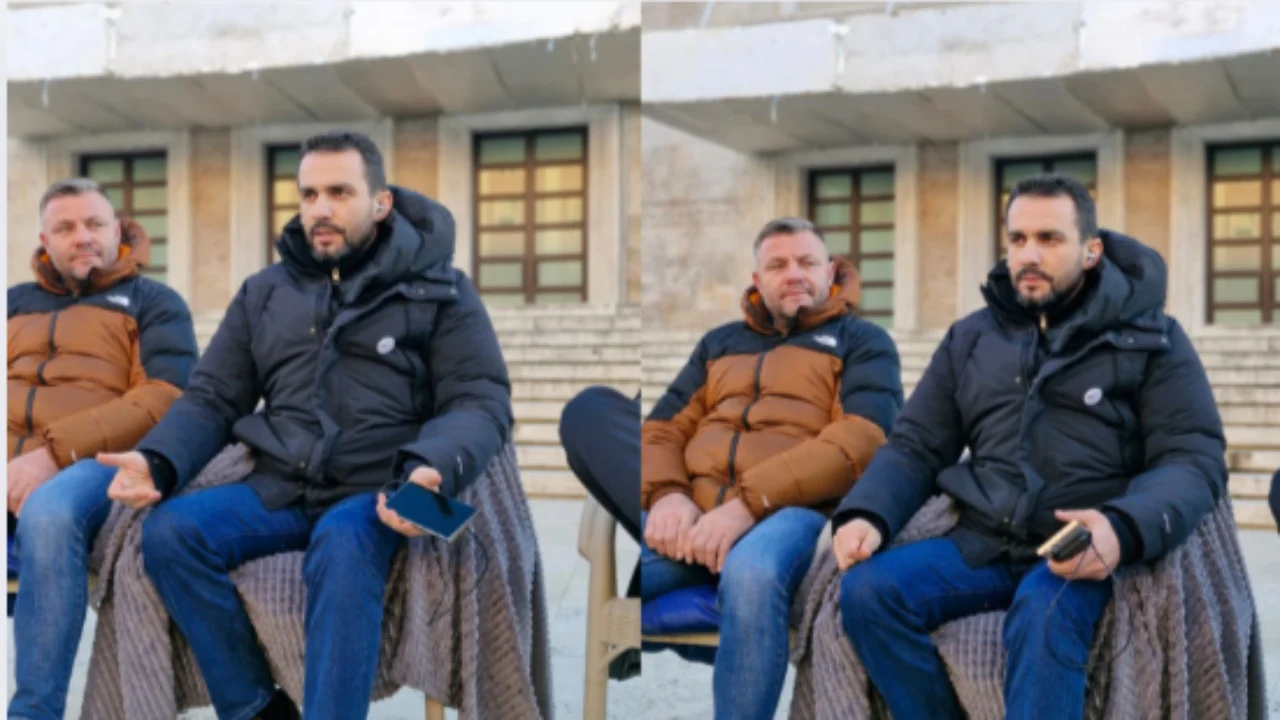 Adriatik Lapaj protestë poshtë zyrës së Ramës  Ditë natë pa ndalim  para Kryeministrisë