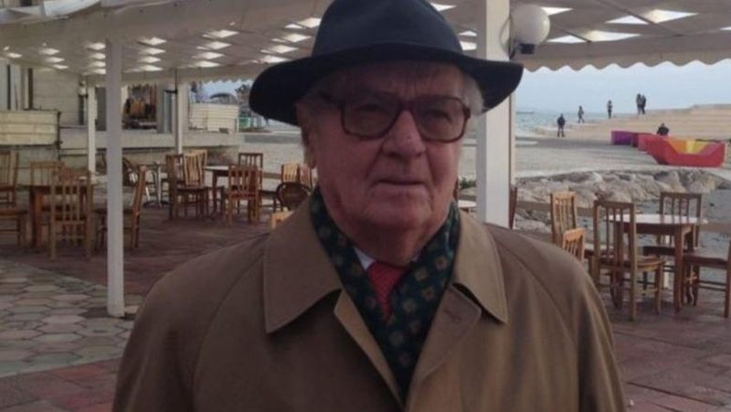 Muho Asllani  ish anëtari i Byrosë Politike ndahet nga jeta në moshën 88 vjeçare