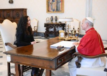 “E ftova të vizitojë Kosovën”- Osmani takim me Papa Leonin në Selinë e Shenjtë