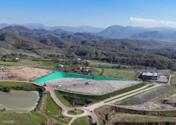 Rama ndan pamje nga Impianti i Mbetjeve në Tiranë: Çdo hap drejt riciklimit dhe edukimit mjedisor