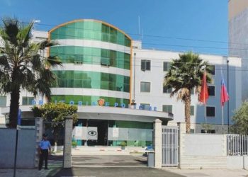 “Postoi në instagram foto të miat dhe…”/ I riu e denoncon në polici, e pëson 27-vjeçarja në Durrës!