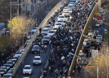 Shpërthejnë protestat në Iran, monedha vendase prek nivelin më të ulët