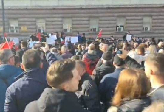 VIDEO Pamje me Dron nga protesta e Lapajt  mbledh më shumë mbështetës se Berisha