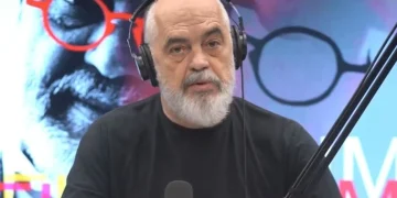 “Viti 2026 vjen me këmbë të mbarë”, Rama: Pagat dhe pensionet do të shënojnë përsëri rritje historike