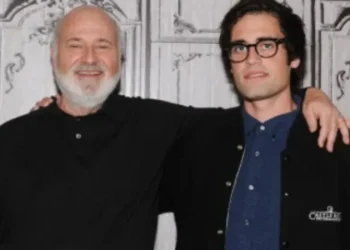 Tragjedia në Hollywood/ Vrasja e regjisorit dhe gruas së tij, arrestohet djali i tyre 32-vjeçar, dyshohet si autor i masakrës me thikë