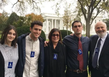 Parandjenjë për vdekjen? “Djali im mund të më lëndojë”, zbulohen fjalët e fundit të regjisorit Rob Reiner