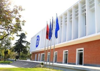 Debate të forta në Kryesinë e PD, Salianji përplaset me Nokën: Ke shkatërruar partinë! Jep dorëheqjen, Flamur!