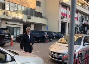 Kryebashkiaku i Shkodrës, Benet Beci paraqitet në ambientet e SPAK