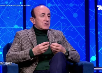 Ish-deputeti Sula kritikon PD: Nuk godasin mazhorancën, por shpallin armiq brenda vetes! Berisha lufton për …