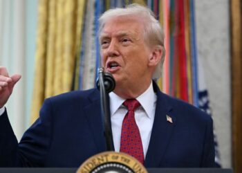 Trump: Do ishte veprim i mençur nëse Maduro largohet vetë nga pushteti! I takon atij të vendosë!